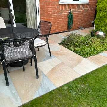 York Stone Effect Matt Anti-Slip Porcelain Outdoor Slab Tile