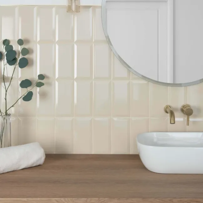 Subway Bevelled Cream Gloss Ceramic Wall Tiles