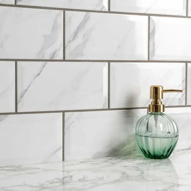 Subway Bevelled White Marble Effect Gloss Ceramic Wall Tiles