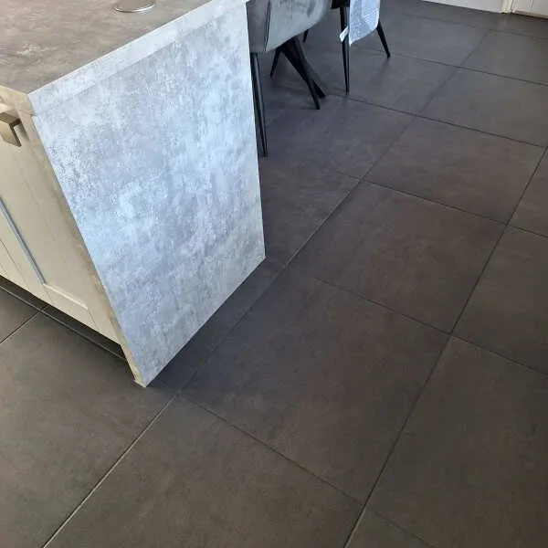 Titanio Grafito Floor Tile