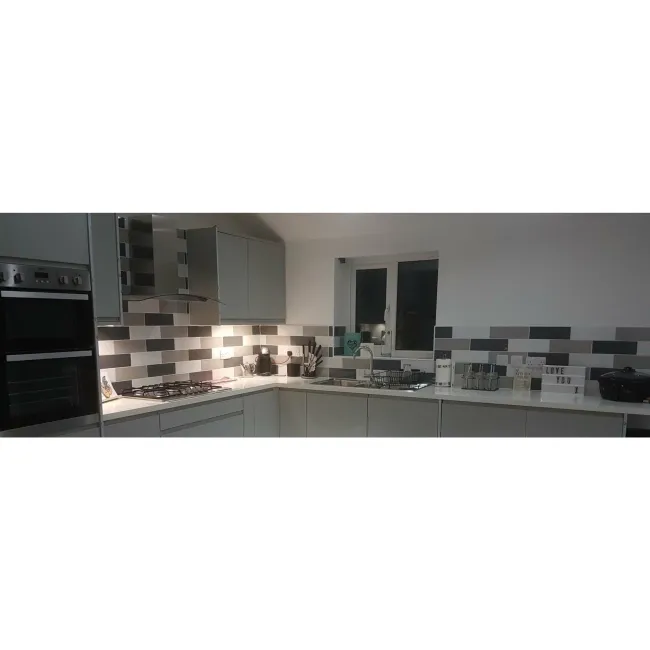 Linear Gloss Wall White Metro Tiles