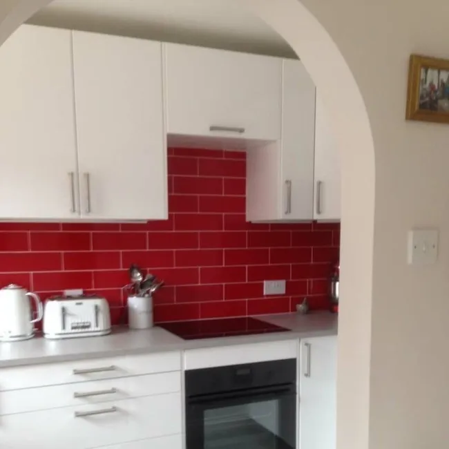 Linear Red Gloss Wall Tiles