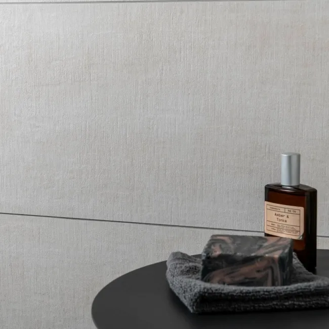 Tapiz Marfil Matt Hessian Effect Ceramic Wall Tile