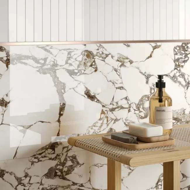 Caliente White Marble Effect Gloss Ceramic Wall Tile