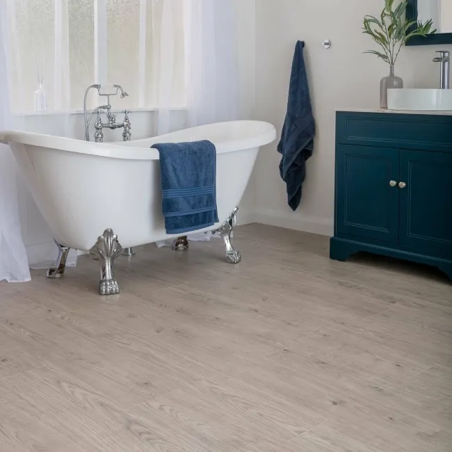 Woodland Light Grey Oak Water Resistant Laminate Flooring 8mm