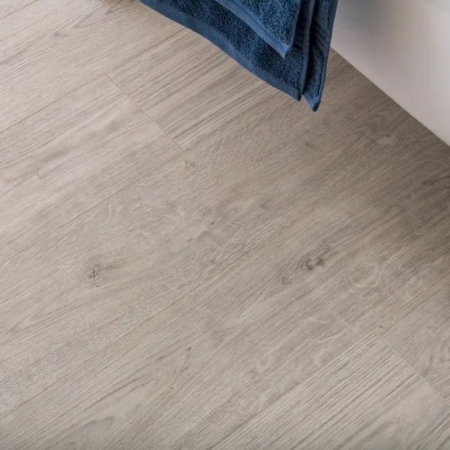 Woodland Light Grey Oak Water Resistant Laminate Flooring 8mm