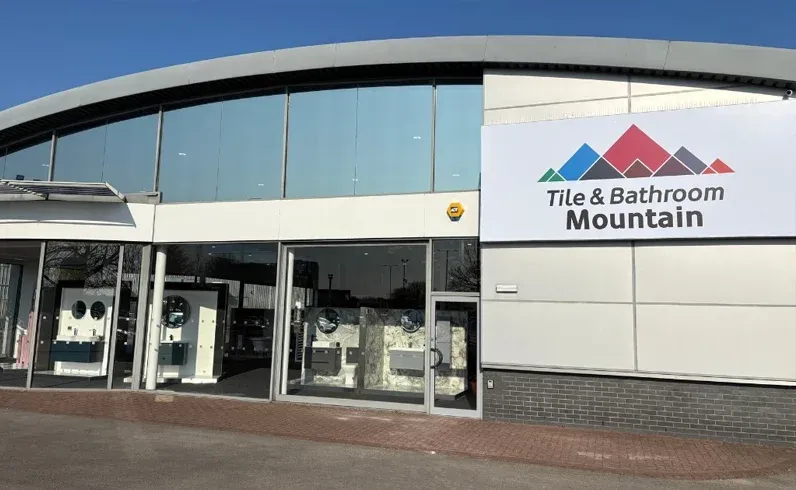 Hull Showroom