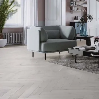 Gaize Light Grey Oak Engineered Flooring 14mm Herringbone Lacquered
