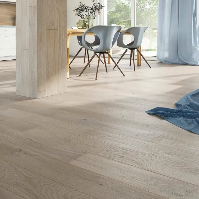 Medio Storm Oak Engineered Flooring 14mm x 130mm Lacquered