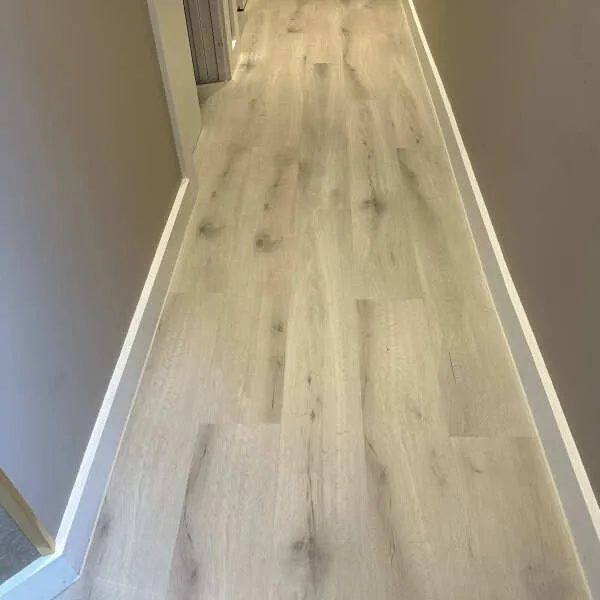 Londres Everest White Luxury Click Vinyl Flooring 4mm