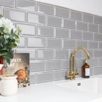 Metro Retro Bevelled Smokey Grey Gloss Wall Tile