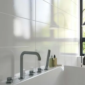 Flat White Gloss Ceramic Wall Tile - 300x600
