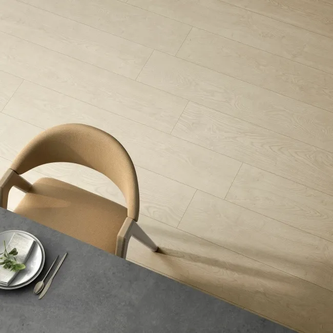 Authentic Light Oak Wood Effect Matt Porcelain Floor Tile