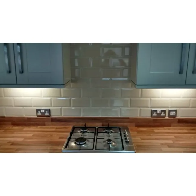 Metro Cream Gloss Wall White Metro Tiles