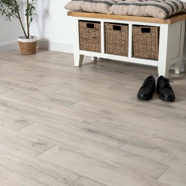 Naturalia Light Oak Wood Effect Matt Porcelain Floor Tile