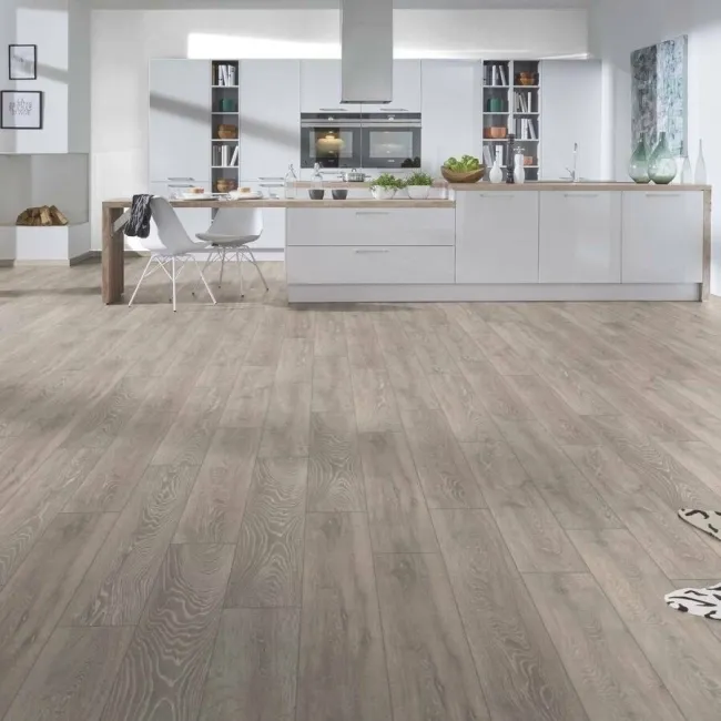 Variety Cliff Oak Pure+ Laminate Flooring 8mm