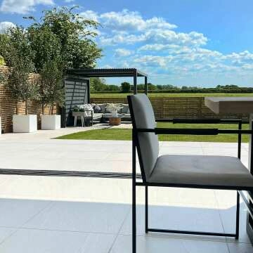 Bellevue White Outdoor Slab