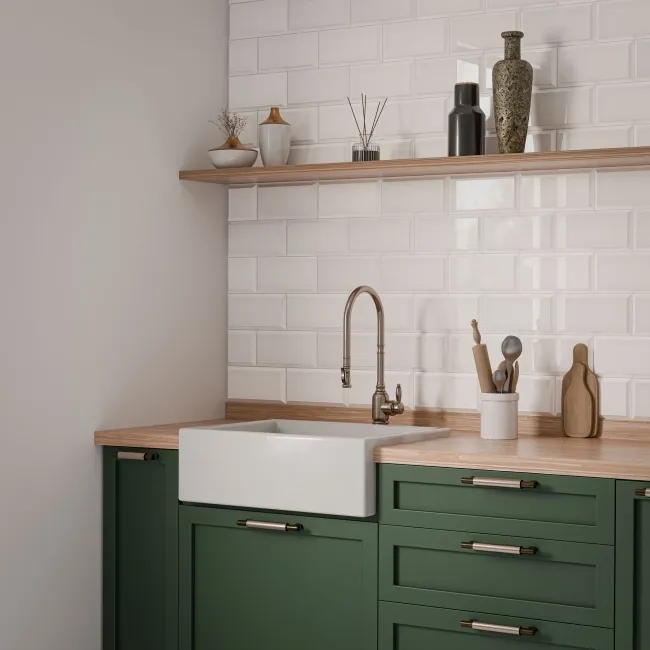 Metro Bevelled Victorian Off White Gloss Ceramic Wall Tile