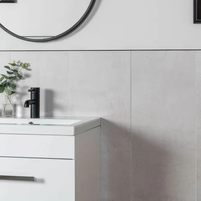 Bercy Light Grey Concrete Effect Matt Ceramic Wall Tile