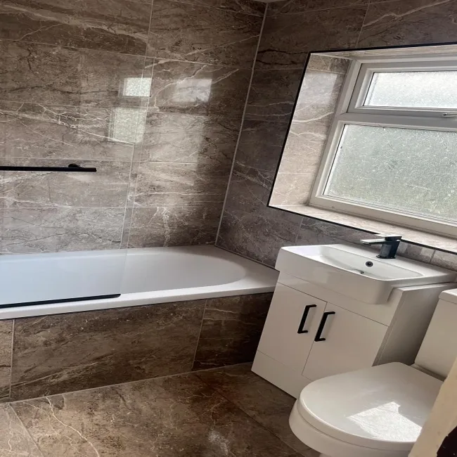 Bernini Natural Gloss Marble Effect Ceramic Wall Tile