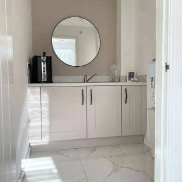 Carrara Gold Gloss Marble Effect Vitrified Ceramic Floor Tile