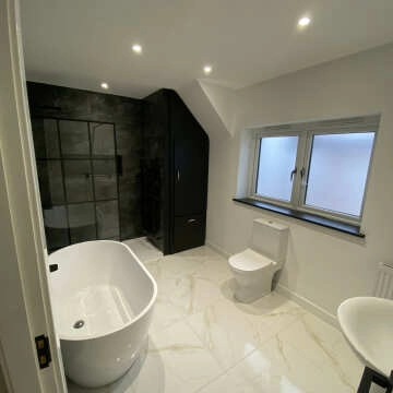 Carrara Gold Gloss Marble Effect Vitrified Ceramic Floor Tile