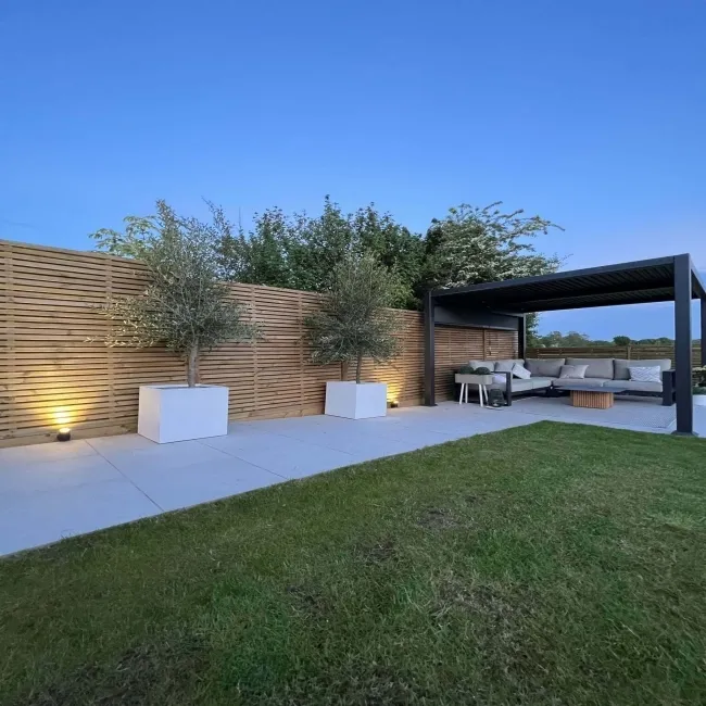 Bellevue White Outdoor Slab