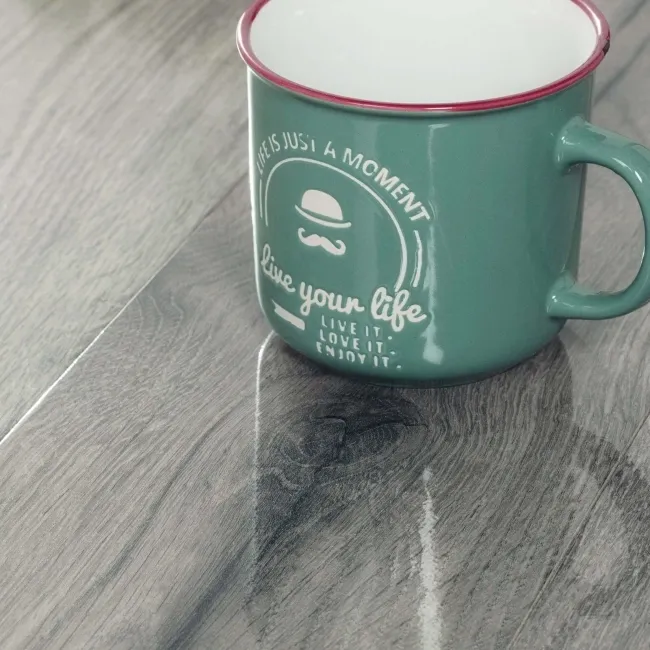 Glossy Grey Oak Laminate Flooring 8mm