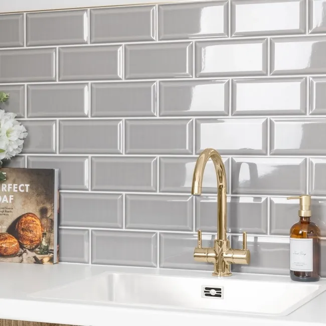 Metro Retro Bevelled Smokey Grey Gloss Wall Tile