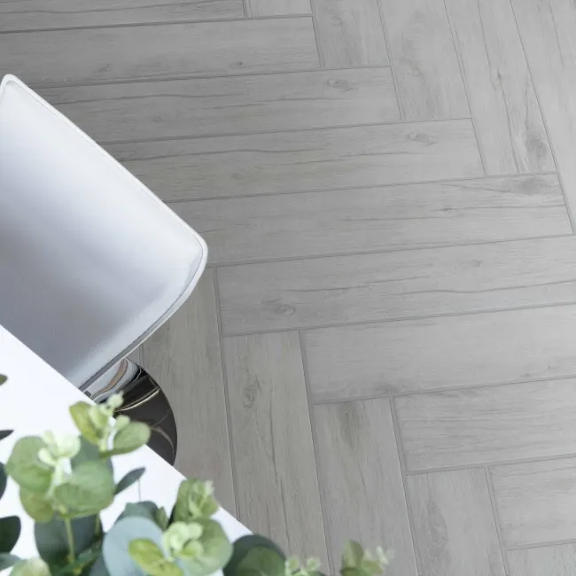 Naturalia Grey Oak Wood Effect Matt Porcelain Floor Tile