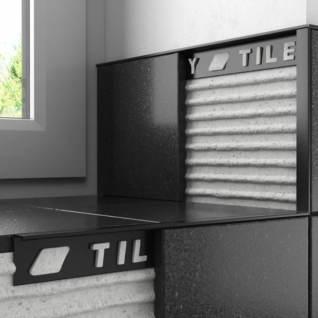 8mm Black Square Edge Plastic Trim