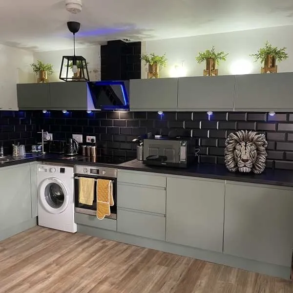 Metro Matt Black Wall Tiles