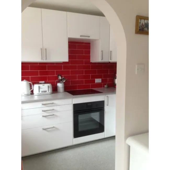 Linear Red Gloss Wall Tiles