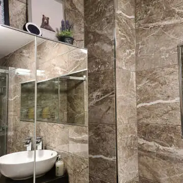 Bernini Natural Gloss Marble Effect Ceramic Wall Tile