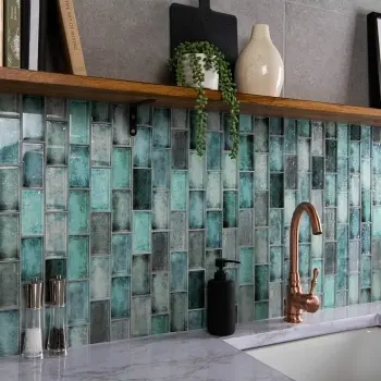 Raindrop Green Glass Mosaic 300x300