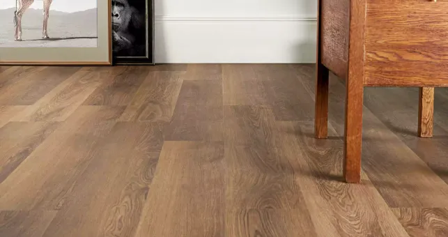 Where to Buy LVT Flooring in the UK: Showrooms, Online or Specialist Retailers