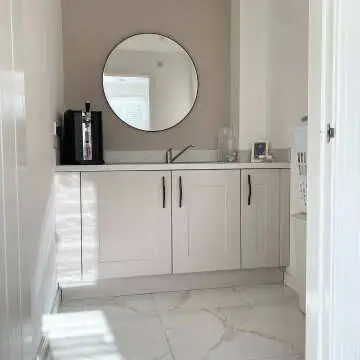 Carrara Gold Gloss Marble Effect Vitrified Ceramic Floor Tile