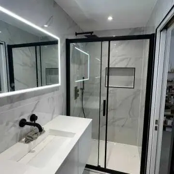 Delicatto White Marble Effect Polished Porcelain Wall and Floor Tile