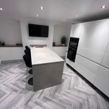 Alsek Silver Grey Herringbone Luxury Click Vinyl Flooring 5mm