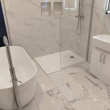 Carrara White Gloss Marble Effect Vitrified Ceramic Wall and Floor Tile