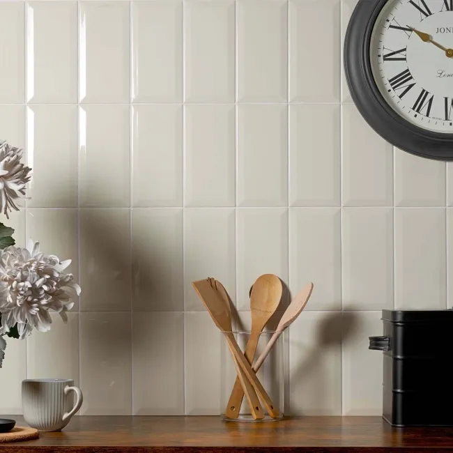 Metro Cream Gloss Wall White Metro Tiles