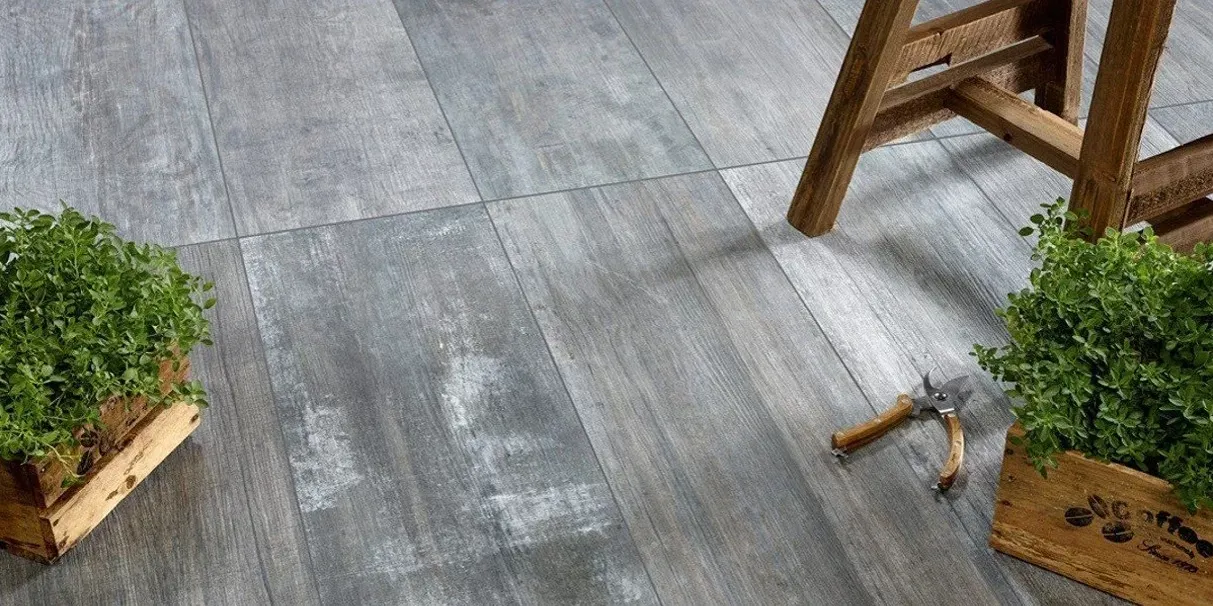 Five Reasons Why Tiles Are Better Than Decking