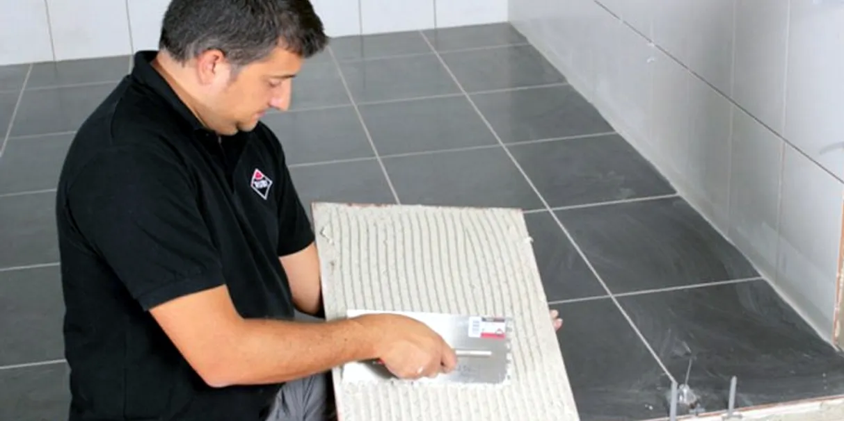How To Choose The Right Tiling Trowel