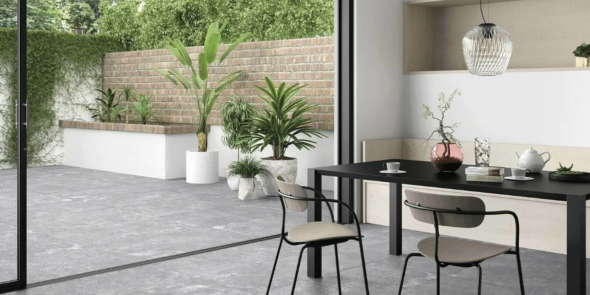 ‘Aving It Large: How To Make a BIG Impact Using Large Format Tiles