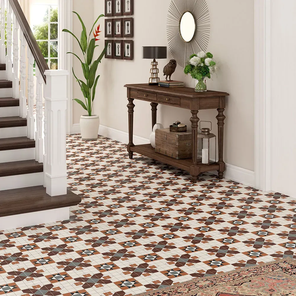 Ultimate Combinations: Patterned Floors to complement Plain Walls