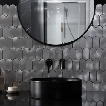 Roca Mosaico Scale Silver Metallic Effect Aluminum Mosaic