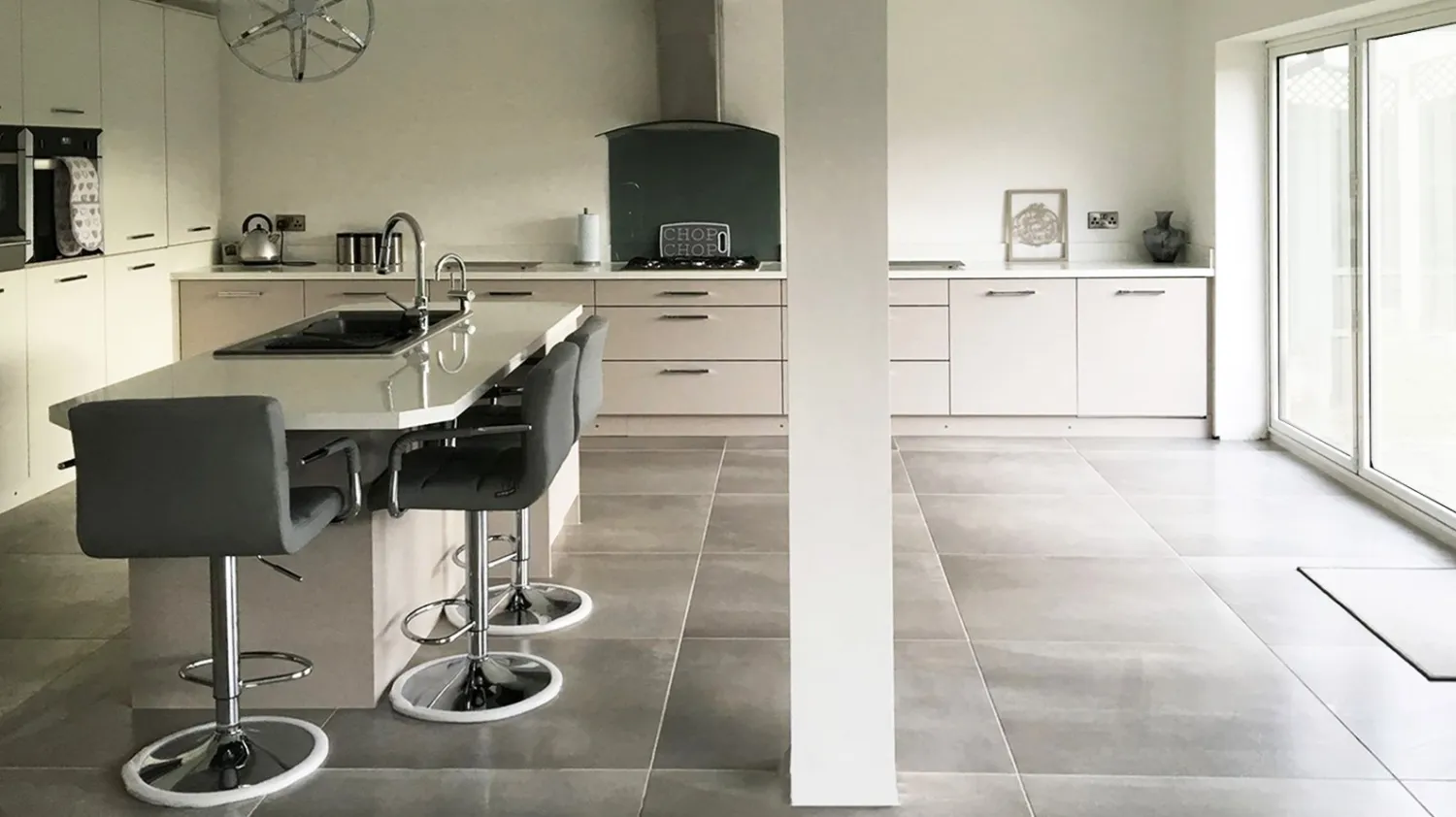 The Best Concrete Effect Tiles for an Industrial Look