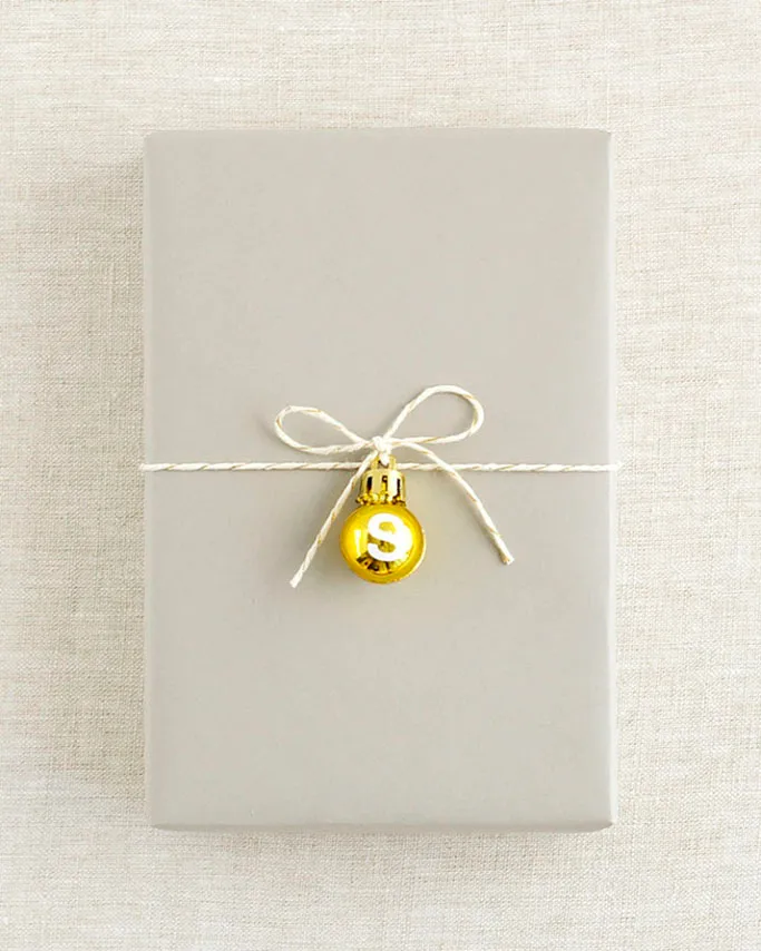 mini-ornament-christmas-wrap