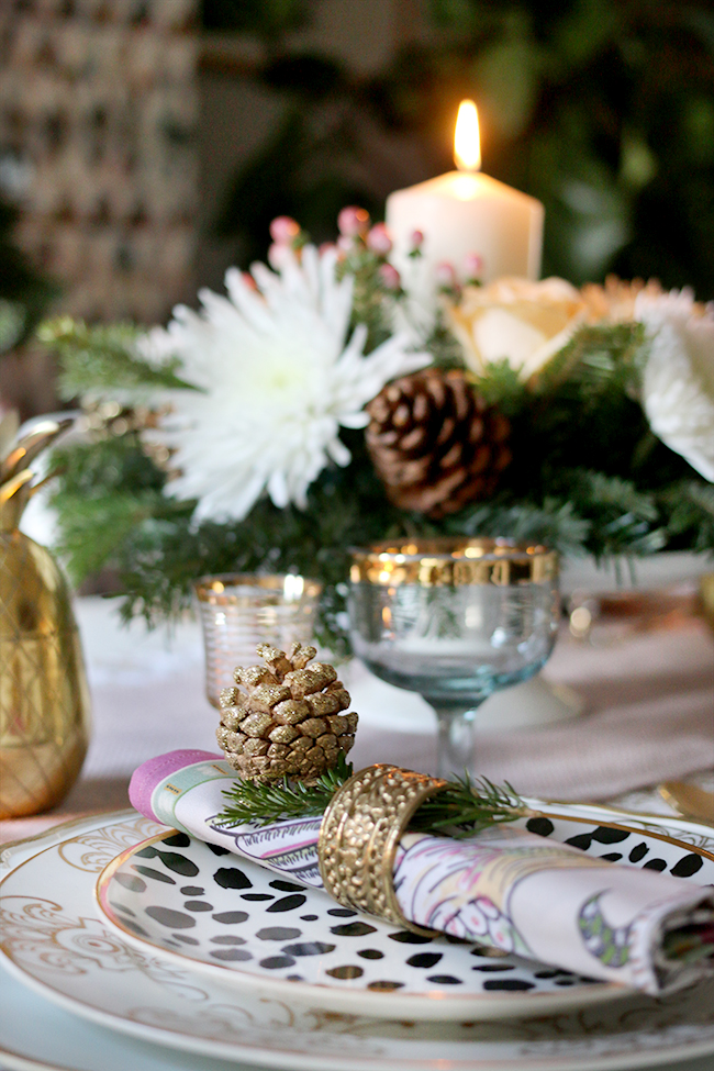 Swoon Worthy Christmas Table Setting detail