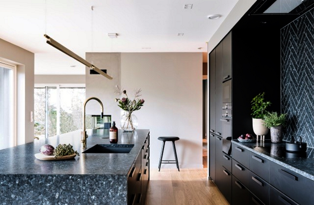 Stone Kitchen Surfaces | Lundhs